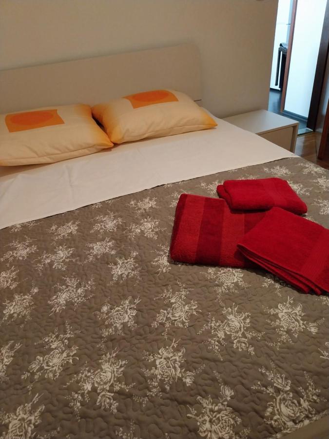 Holiday Home Matosevic เมดูลิน ภายนอก รูปภาพ