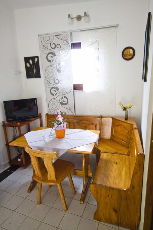 Holiday Home Matosevic เมดูลิน ภายนอก รูปภาพ