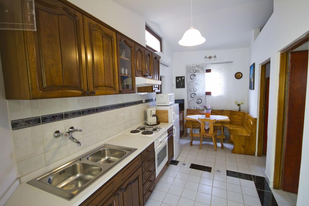 Holiday Home Matosevic เมดูลิน ภายนอก รูปภาพ